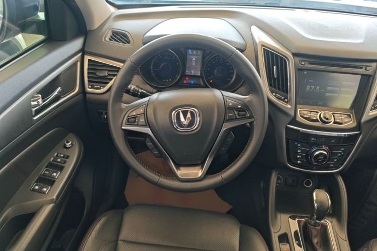 Used CHANGAN CS75 2014 1.8T Automatic Elite Model China IV Standard Steering Wheel