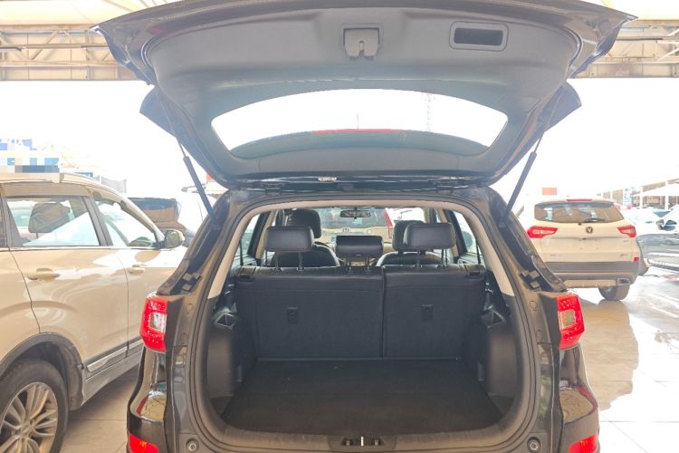 Used CHANGAN CS75 2014 1.8T Automatic Elite Model China IV Standard Trunk