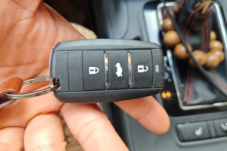 Used CHANGAN CS75 2014 1.8T Automatic Prestige Model China V Standard Vehicle Key