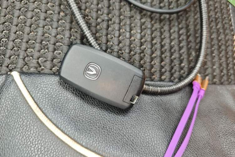 Used CHANGAN CS75 2014 2.0L Manual Leading Version China IV Standard Vehicle Key