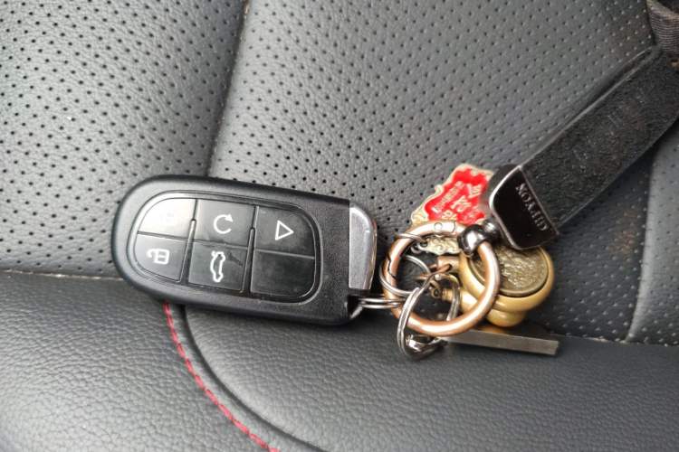 Used CHANGAN CS75 2014 1.8T Automatic Prestige Model China IV Standard Vehicle Key