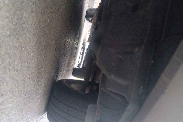 Used CHANGAN CS75 2014 2.0L Manual Luxury Version China IV Standard Chassis Front Left