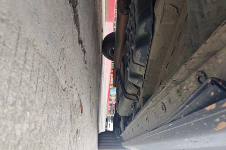 Used CHANGAN CS75 2014 1.8T Automatic Fashion Model China IV Standard Chassis Front Left