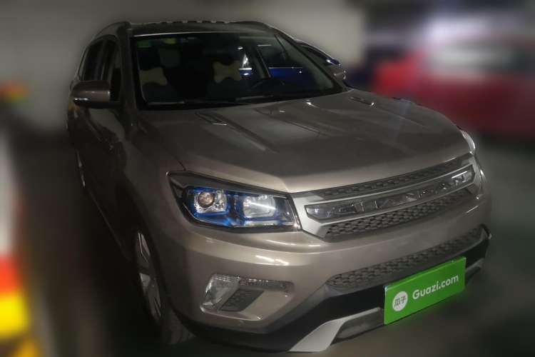 Used CHANGAN CS75 2014 1.8T Automatic Prestige Model China IV Standard Front Right 45 Deg