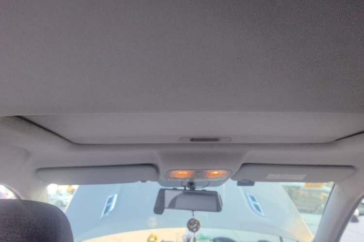 Used CHANGAN CS75 2014 1.8T Automatic Elite Version China V Standard Headliner