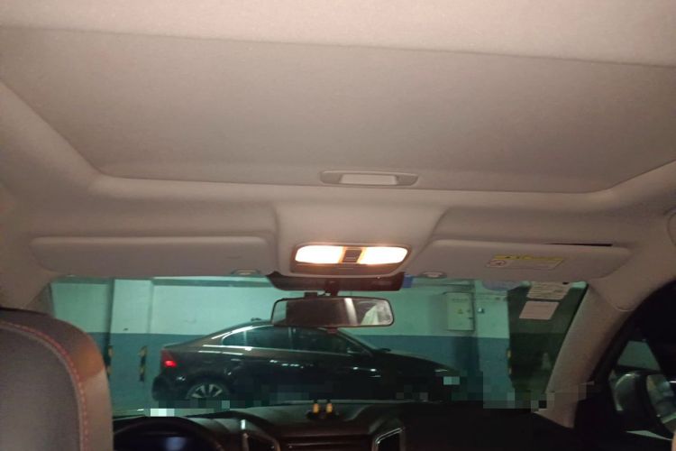 Used CHANGAN CS75 2014 2.0L Manual Luxury Version China IV Standard Headliner