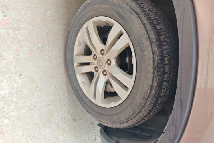 Used CHANGAN CS75 2014 1.8T Automatic Fashion Model China IV Standard Right Front Wheel Hub