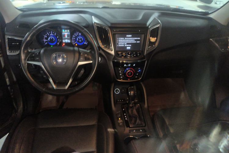 Used CHANGAN CS75 2014 1.8T Automatic Prestige Model China IV Standard Center Console