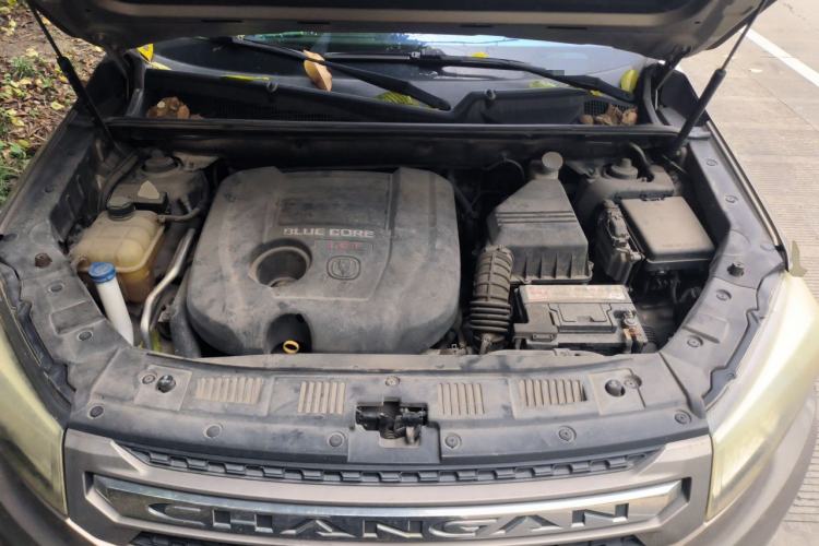 Used CHANGAN CS75 2014 1.8T Automatic Elite Model China IV Standard Engine Bay