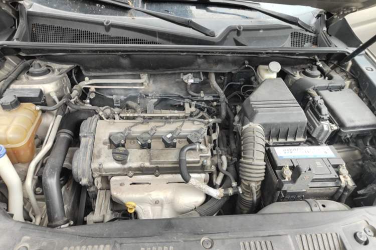 Used CHANGAN CS75 2014 1.8T Automatic Elite Version China V Standard Engine Bay