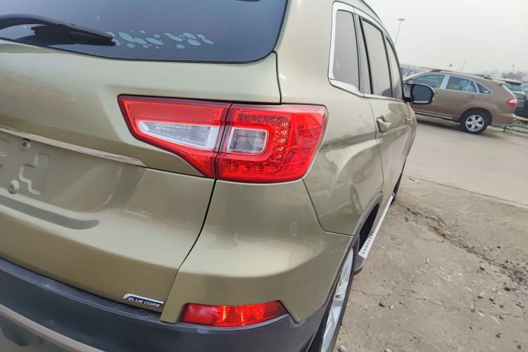 Used CHANGAN CS75 2014 1.8T Automatic Prestige Model China IV Standard Exterior 3