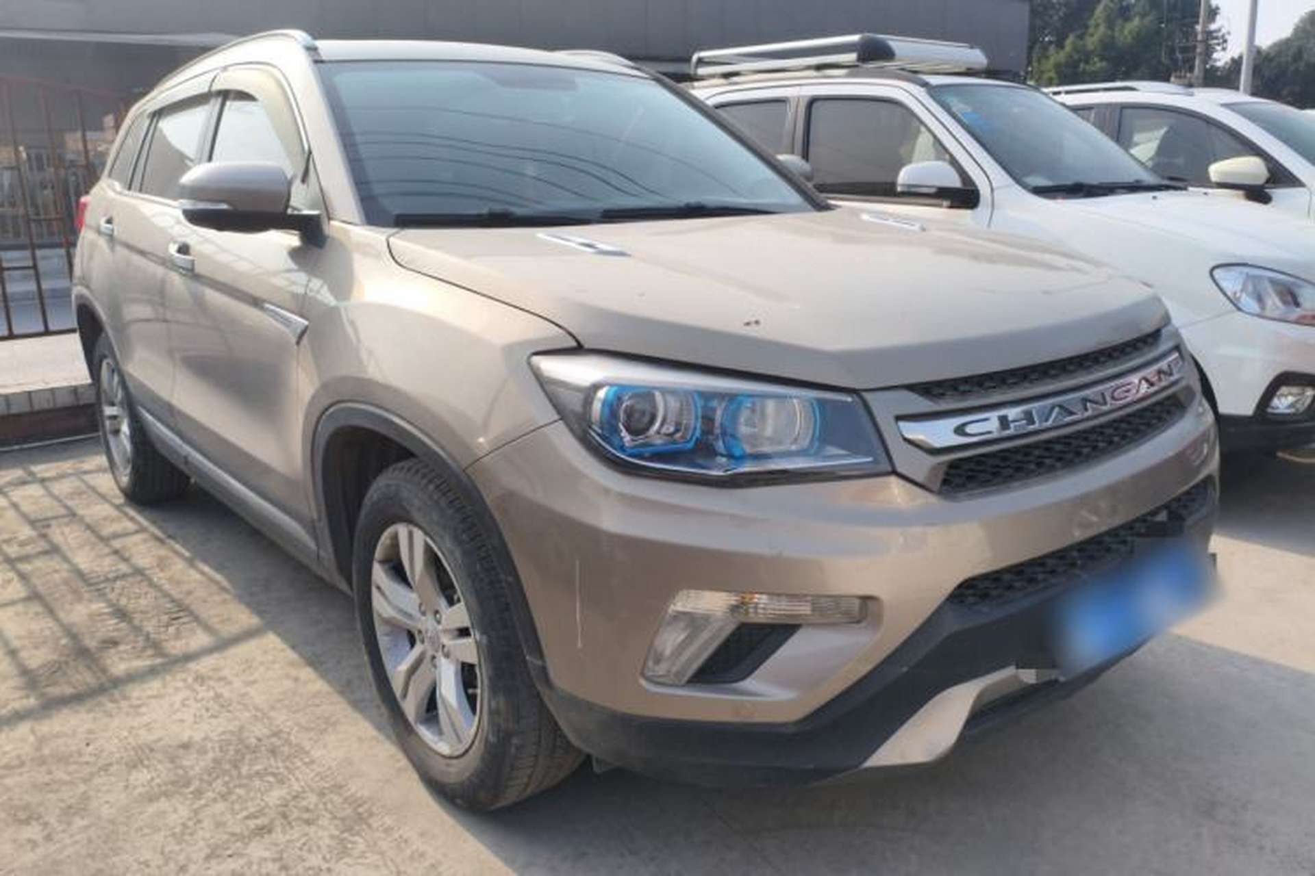 Used CHANGAN CS75 2014 1.8T Automatic Elite Model China IV Standard Front Right 45 Deg