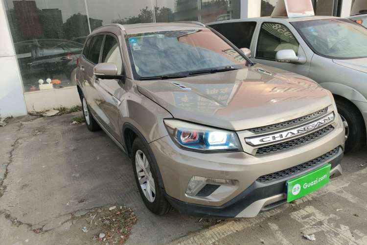 Used CHANGAN CS75 2014 1.8T Automatic Elite Version China V Standard Front Right 45 Deg