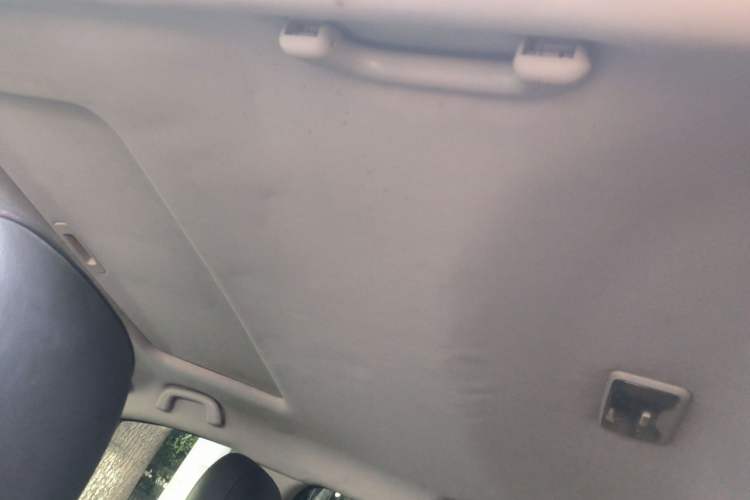 Used CHANGAN CS75 2014 1.8T Automatic Elite Model China IV Standard Headliner