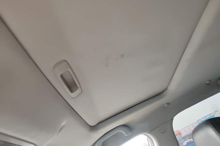 Used CHANGAN CS75 2014 1.8T Automatic Prestige Model China IV Standard Headliner