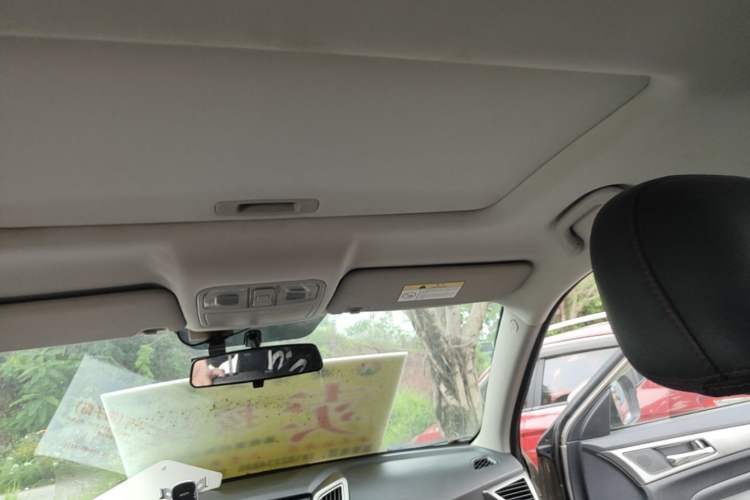 Used CHANGAN CS75 2014 1.8T Automatic Elite Version China V Standard Headliner