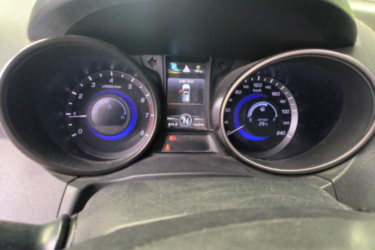 Used CHANGAN CS75 2014 1.8T Automatic Elite Model China IV Standard Instrument Cluster