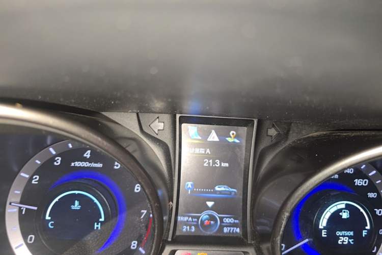 Used CHANGAN CS75 2014 2.0L Manual Luxury Version China IV Standard Instrument Cluster