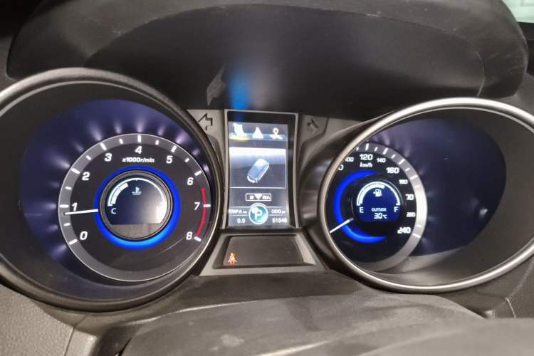 Used CHANGAN CS75 2014 1.8T Automatic Elite Model China IV Standard Instrument Cluster