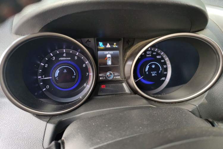 Used CHANGAN CS75 2014 2.0L Manual Luxury Version China IV Standard Instrument Cluster