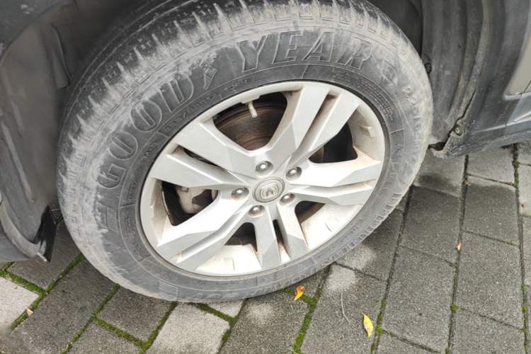 Used CHANGAN CS75 2014 1.8T Automatic Elite Version China V Standard Left Front Wheel Hub