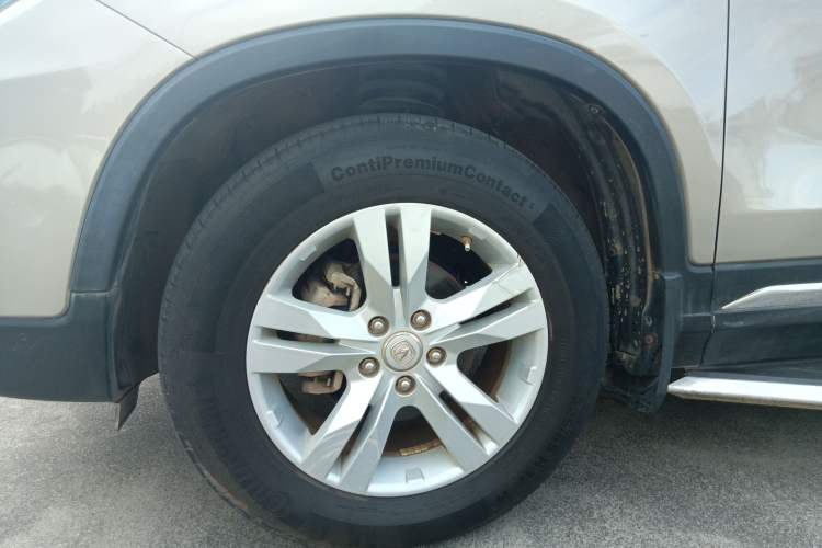 Used CHANGAN CS75 2014 2.0L Manual Luxury Version China IV Standard Left Front Wheel Hub