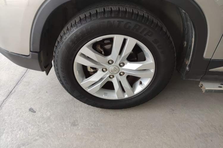 Used CHANGAN CS75 2014 1.8T Automatic Elite Model China IV Standard Left Front Wheel Hub