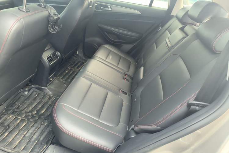 Used CHANGAN CS75 2014 1.8T Automatic Elite Model China IV Standard Left Rear Seat