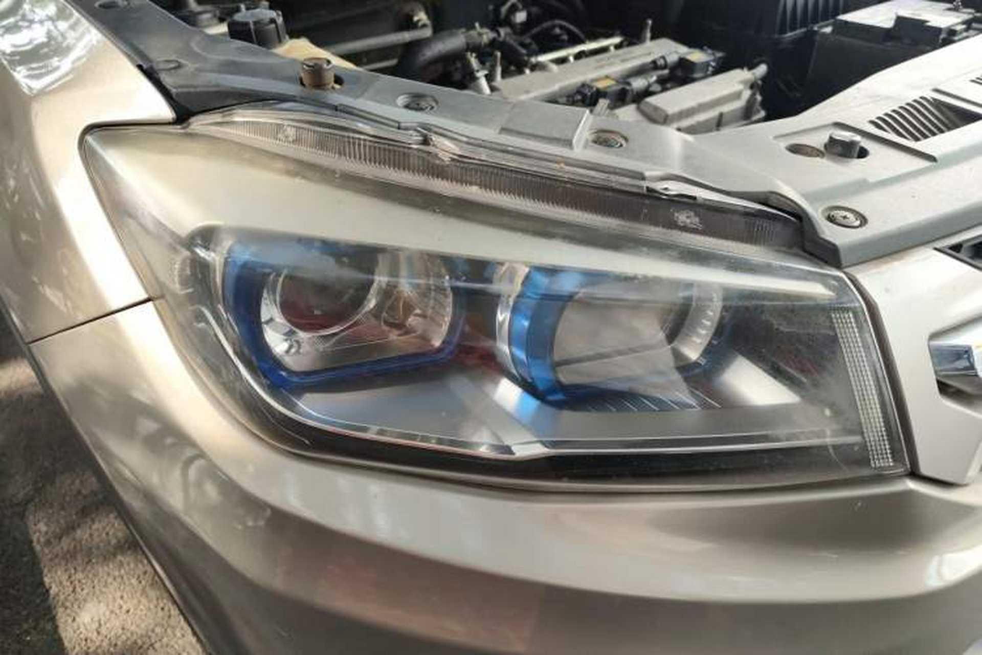 Used CHANGAN CS75 2014 2.0L Manual Luxury Version China IV Standard Right Front Headlight