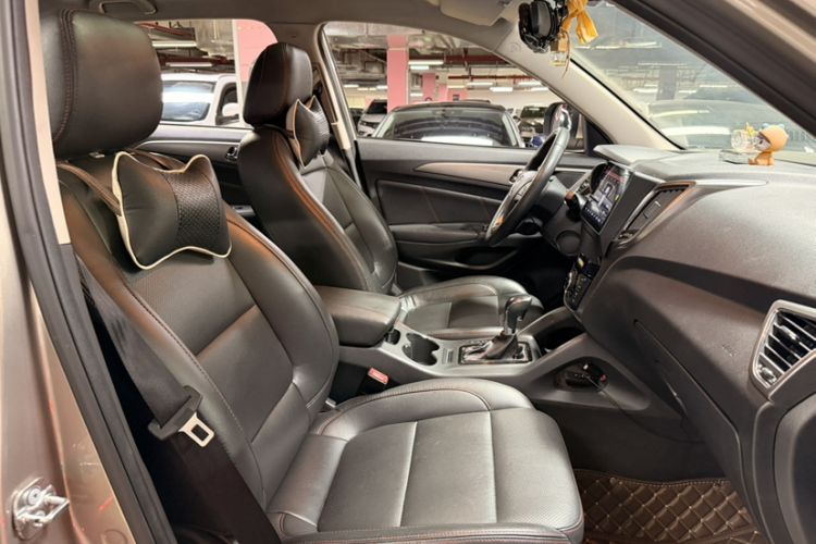 Used CHANGAN CS75 2014 1.8T Automatic Elite Model China IV Standard Right Front Seat
