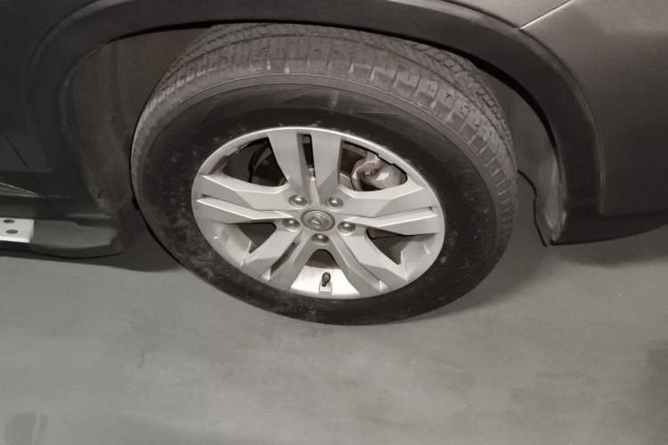 Used CHANGAN CS75 2014 1.8T Automatic Elite Model China IV Standard Right Front Wheel Hub