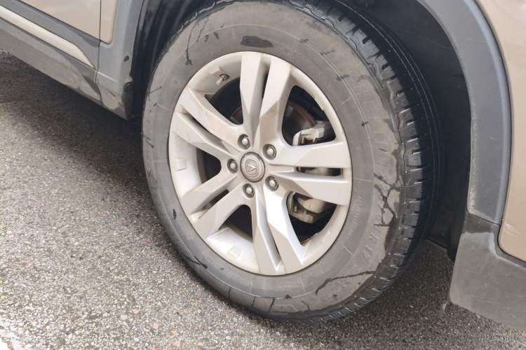 Used CHANGAN CS75 2014 1.8T Automatic Prestige Model China IV Standard Right Front Wheel Hub