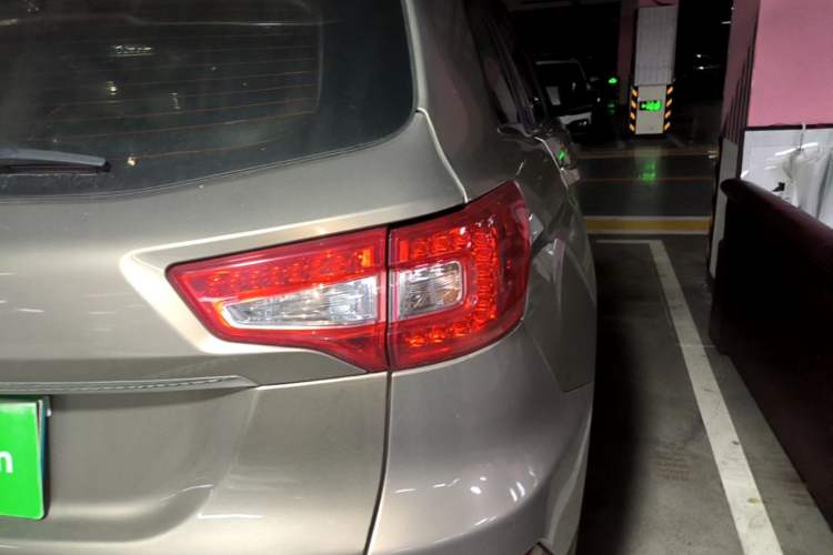 Used CHANGAN CS75 2014 1.8T Automatic Elite Model China IV Standard Right Rear Taillight