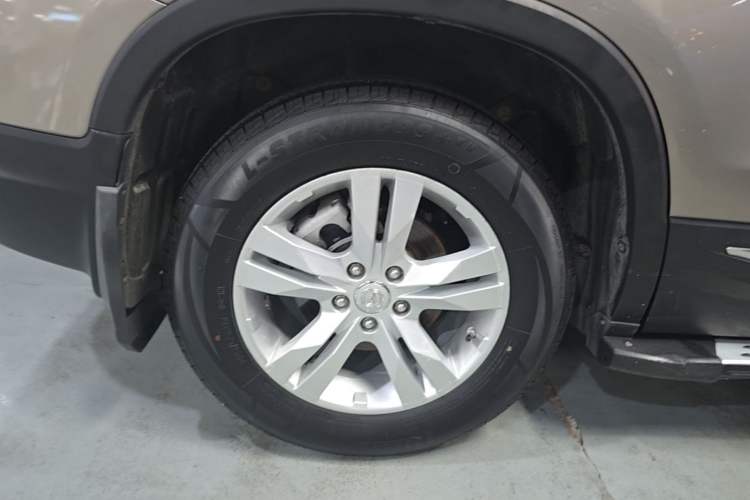 Used CHANGAN CS75 2014 2.0L Manual Luxury Version China IV Standard Right Rear Wheel Hub