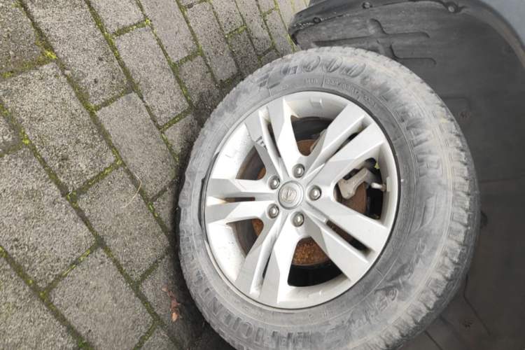 Used CHANGAN CS75 2014 1.8T Automatic Elite Version China V Standard Right Rear Wheel Hub