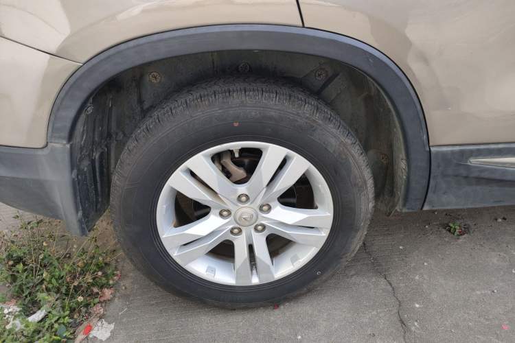 Used CHANGAN CS75 2014 1.8T Automatic Elite Version China V Standard Right Rear Wheel Hub