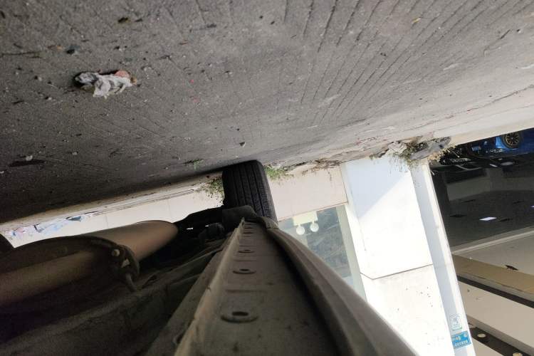 Used CHANGAN CS75 2014 1.8T Automatic Elite Version China V Standard Right Side Sill
