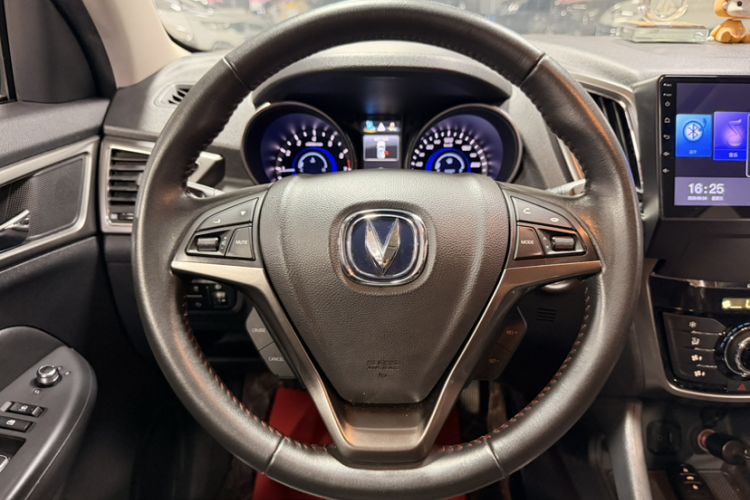 Used CHANGAN CS75 2014 1.8T Automatic Elite Model China IV Standard Steering Wheel