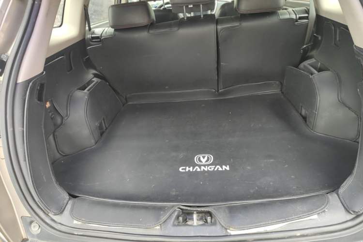 Used CHANGAN CS75 2014 1.8T Automatic Elite Version China V Standard Trunk