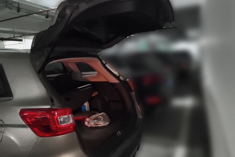 Used CHANGAN CS75 2014 1.8T Automatic Elite Model China IV Standard Trunk