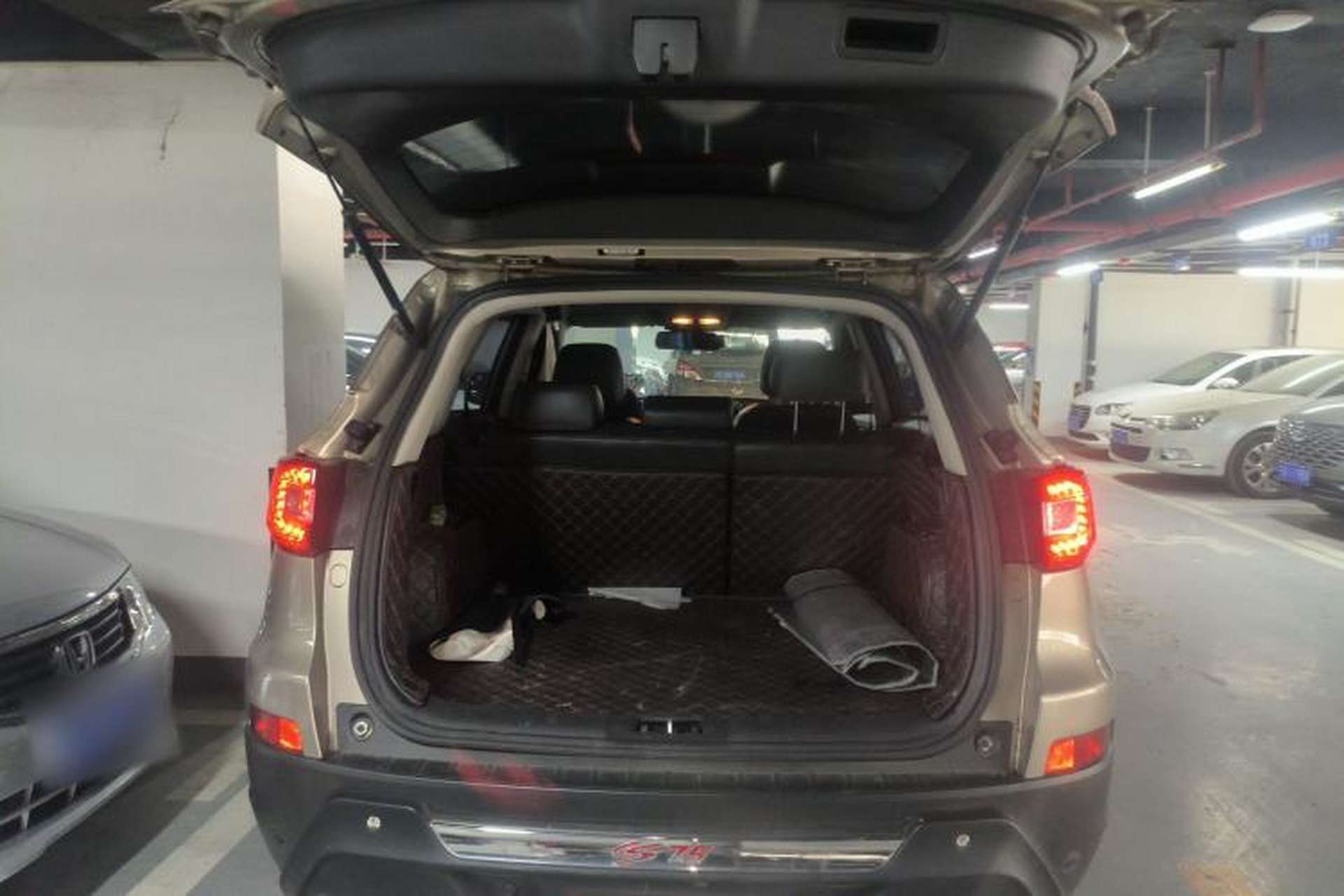 Used CHANGAN CS75 2014 1.8T Automatic Prestige Model China IV Standard Trunk
