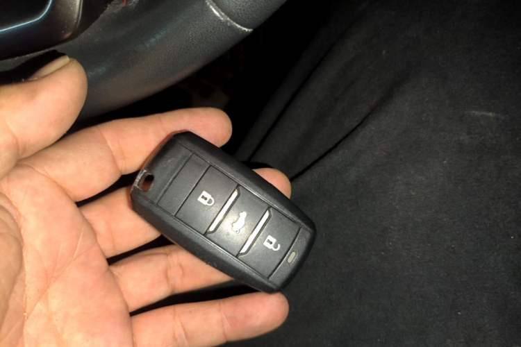 Used CHANGAN CS75 2014 1.8T Automatic Elite Model China IV Standard Vehicle Key