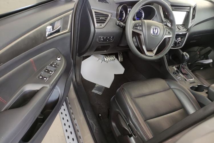 Used CHANGAN CS75 2014 1.8T Automatic Elite Model China IV Standard Driver Seat