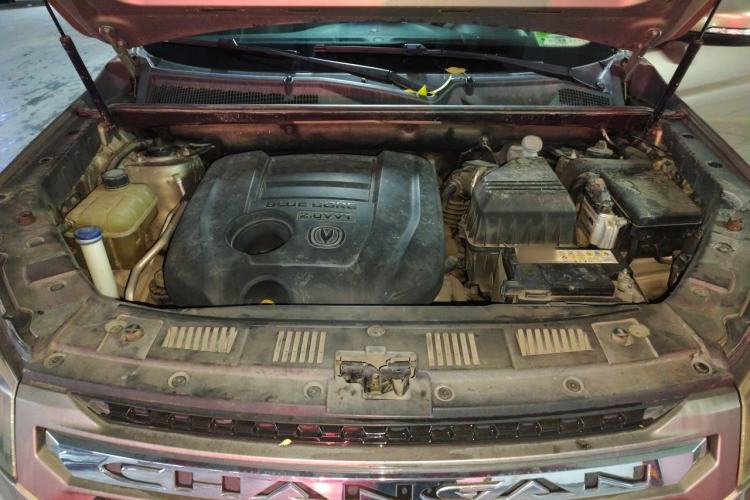 Used CHANGAN CS75 2014 2.0L Manual Luxury Version China IV Standard Engine Bay