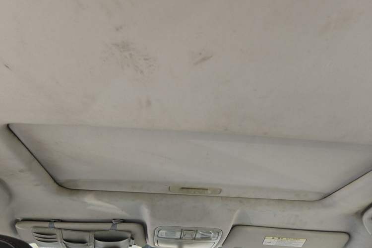 Used CHANGAN CS75 2014 1.8T Automatic Prestige Model China V Standard Headliner