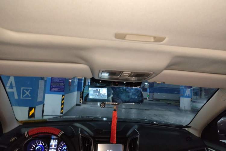 Used CHANGAN CS75 2014 2.0L Manual Luxury Version China IV Standard Headliner
