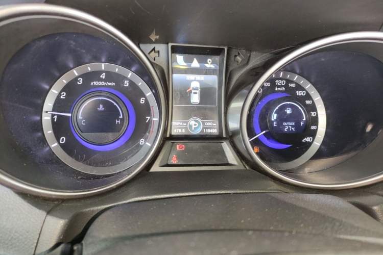 Used CHANGAN CS75 2014 1.8T Automatic Elite Model China IV Standard Instrument Cluster