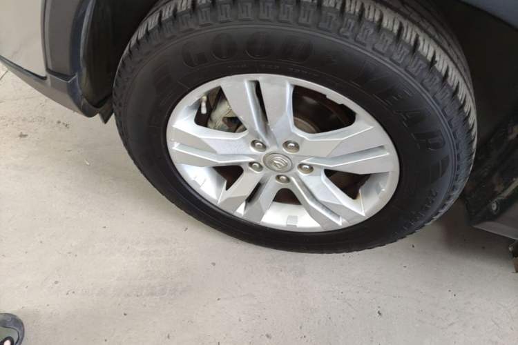 Used CHANGAN CS75 2014 1.8T Automatic Elite Model China IV Standard Left Front Wheel Hub