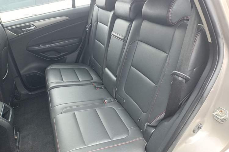 Used CHANGAN CS75 2014 2.0L Manual Leading Model China V Standard Left Rear Seat