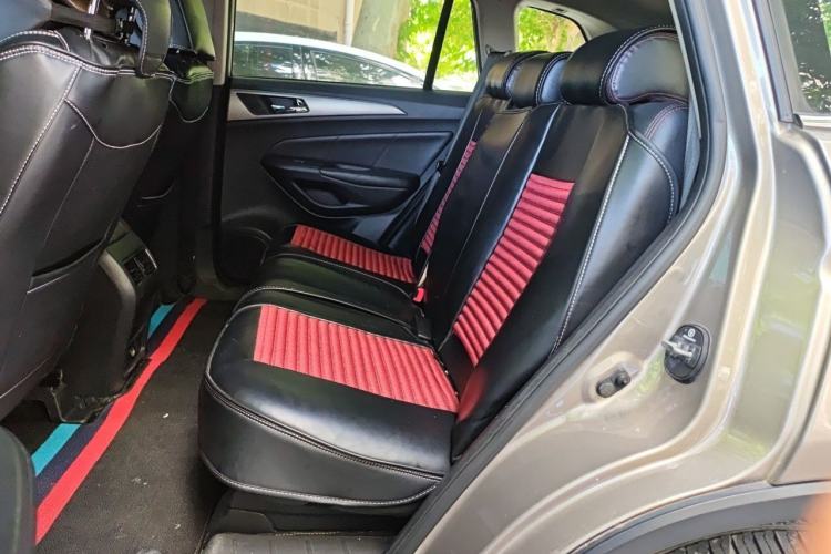 Used CHANGAN CS75 2014 1.8T Automatic Elite Model China IV Standard Left Rear Seat